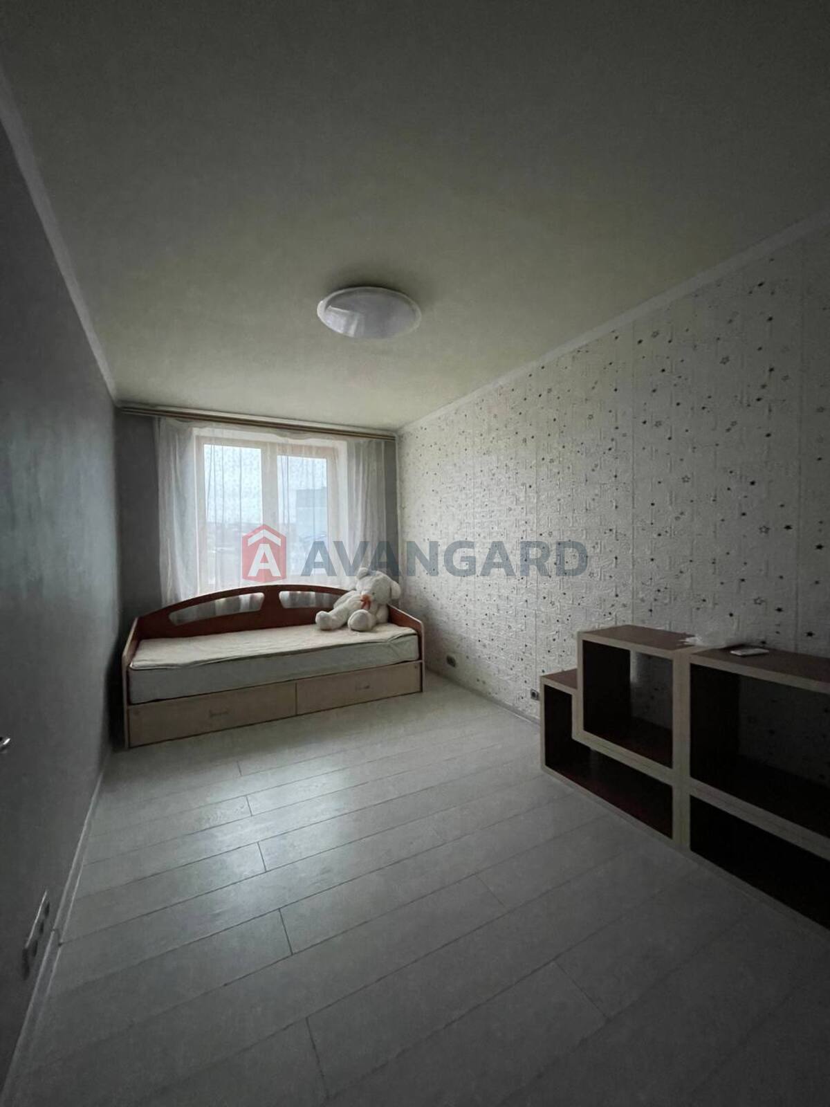 2 ��. ��������, 47/-/8 ��. �., 8/9 ������ ���� 5