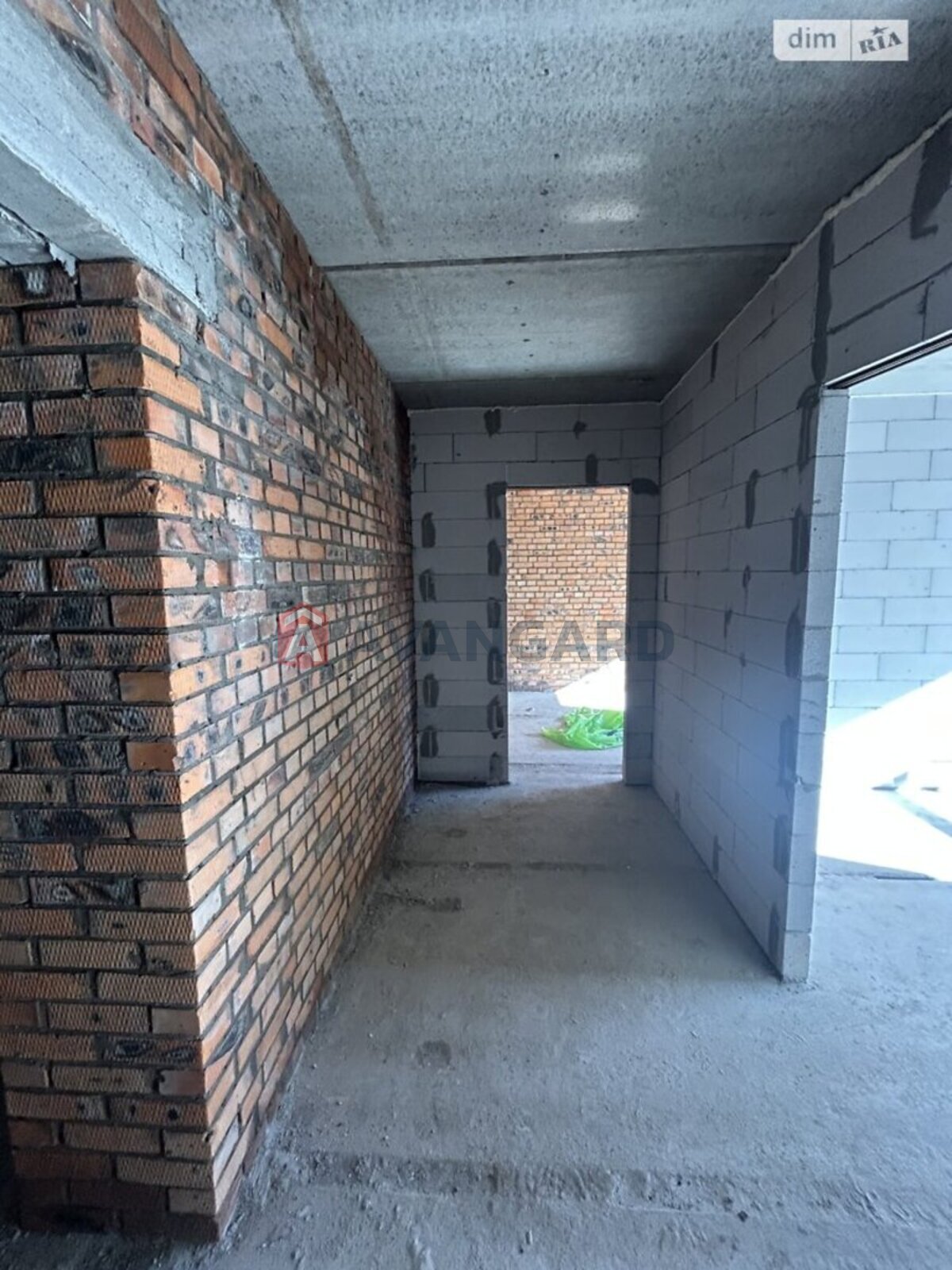 2 ��. ��������, 59/-/- ��. �., 5/5 ������ ���� 5