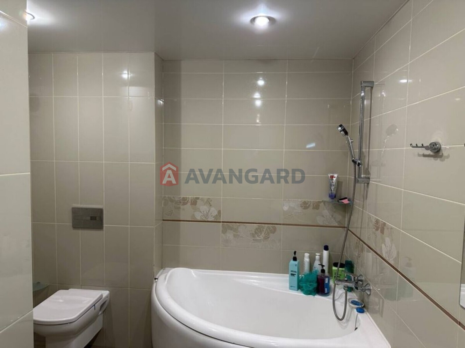 4 кім. квартира, 108/-/17 кв. м., 5/7 поверх фото 6 4 кім. квартира, 108/-/17 кв. м., 5/7 поверх фото 6