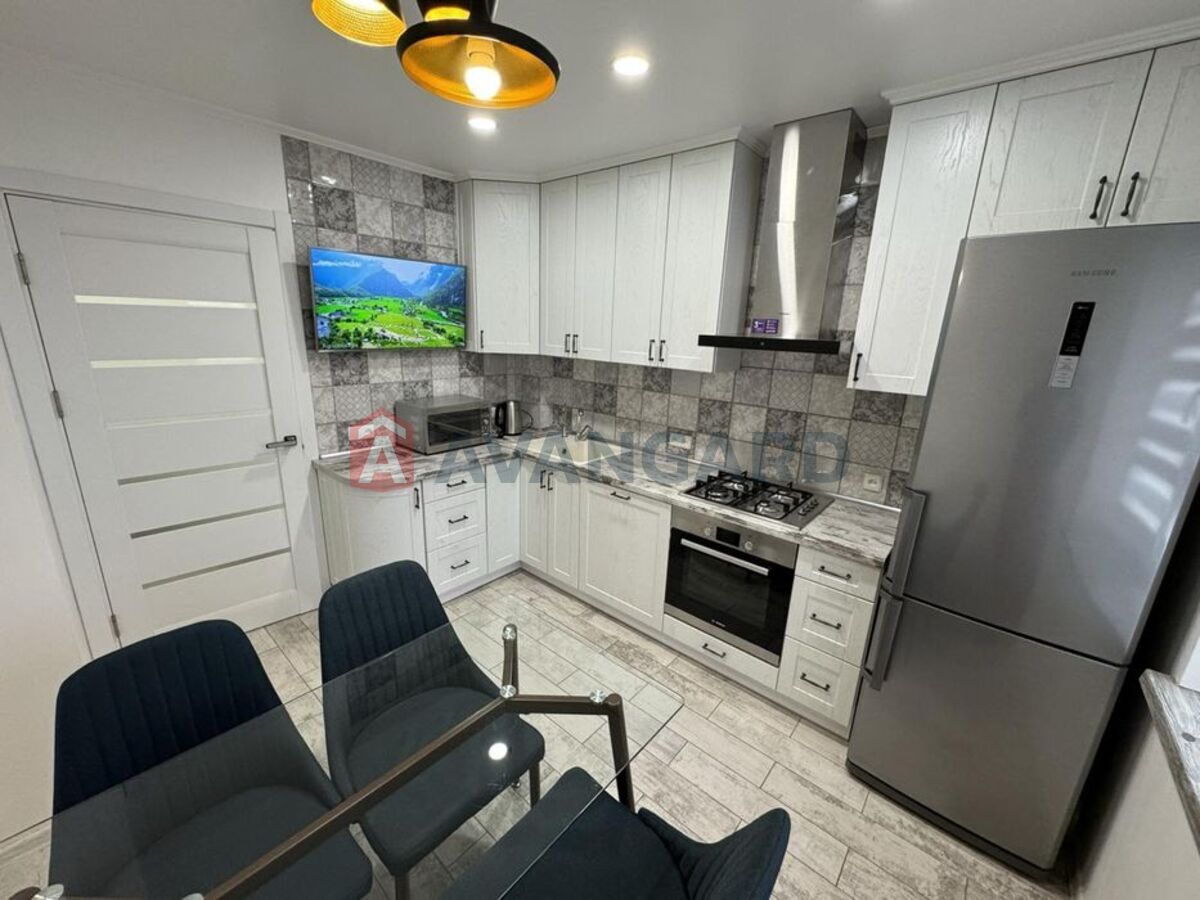 4 кім. квартира, 80/-/11 кв. м., 7/9 поверх фото 3 4 кім. квартира, 80/-/11 кв. м., 7/9 поверх фото 3