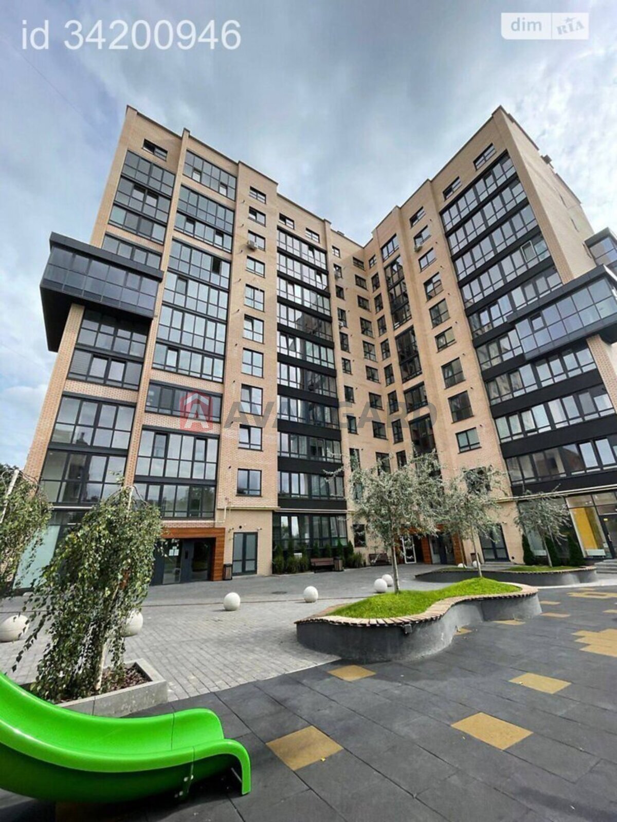 2 ��. ��������, 82/40/14 ��. �., 5/10 ������ ���� 6