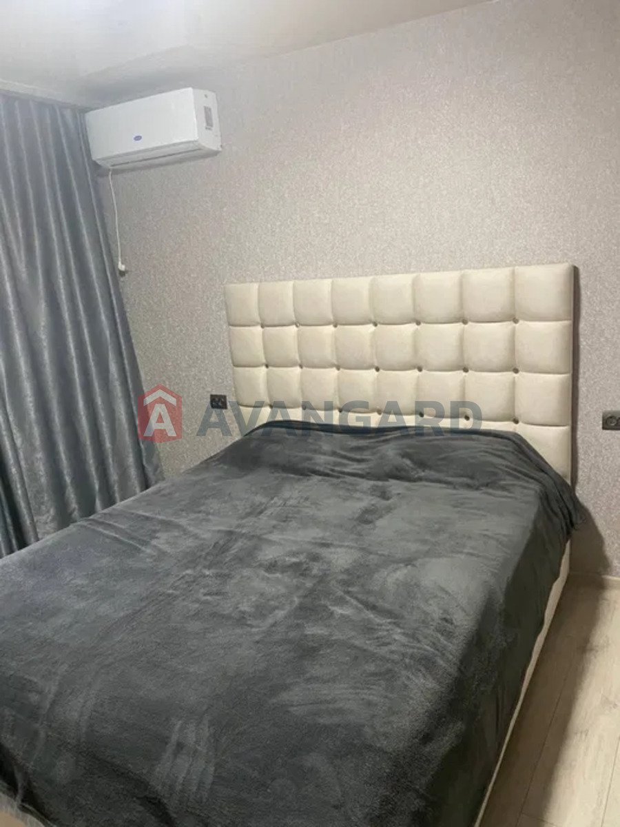 3 . , 54/-/18 . ., 5/5   4