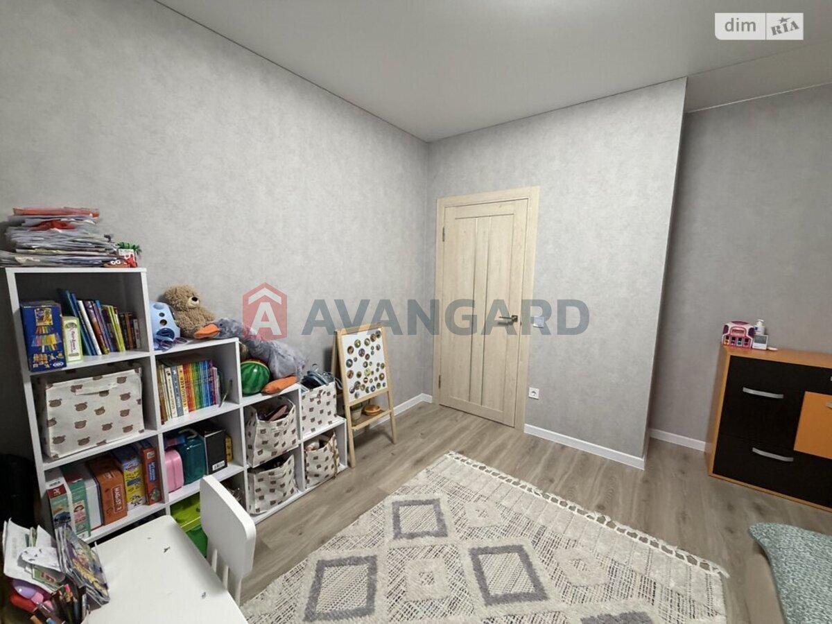 2 ��. ��������, 70/-/19 ��. �., 7/8 ������ ���� 18