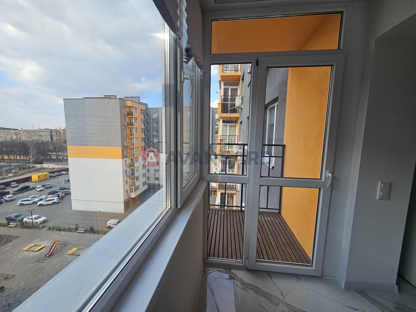 2 ��. ��������, 54/-/18 ��. �., 8/10 ������ ���� 7