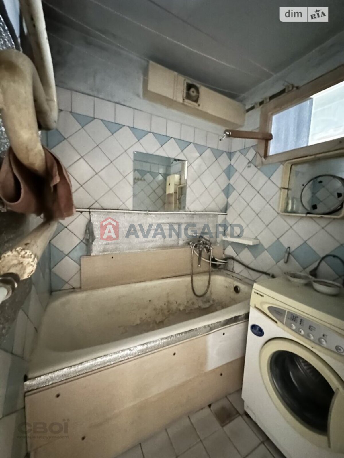 2 ��. ��������, 51/30/7 ��. �., 9/9 ������ ���� 10