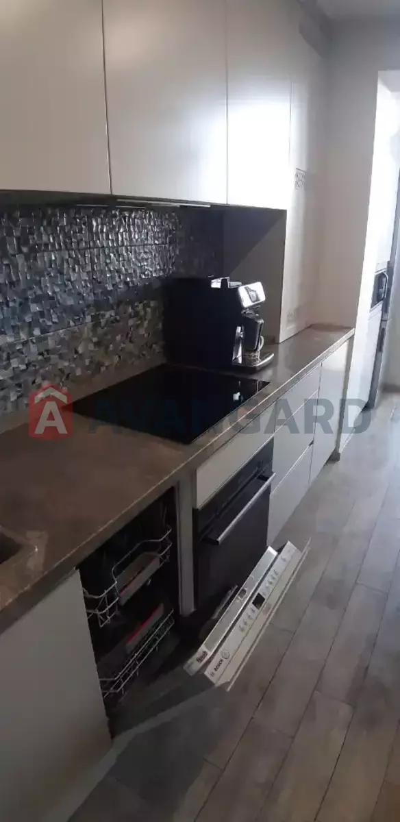 3 . , 82/-/16 . ., 10/12   8