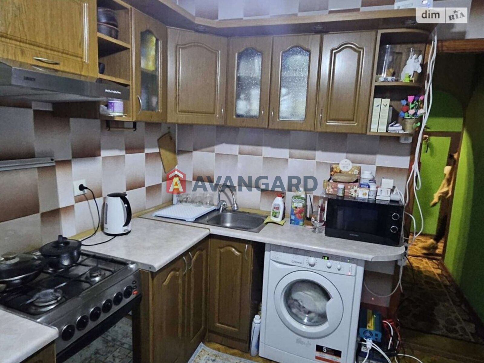 2 ��. ��������, 44/30/8 ��. �., 5/5 ������ ���� 7