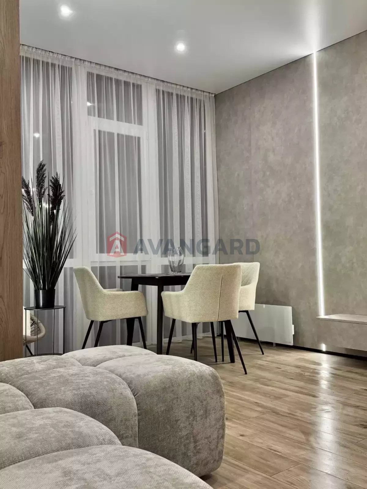 2 ��. ��������, 50/-/24 ��. �., 9/16 ������ ���� 2