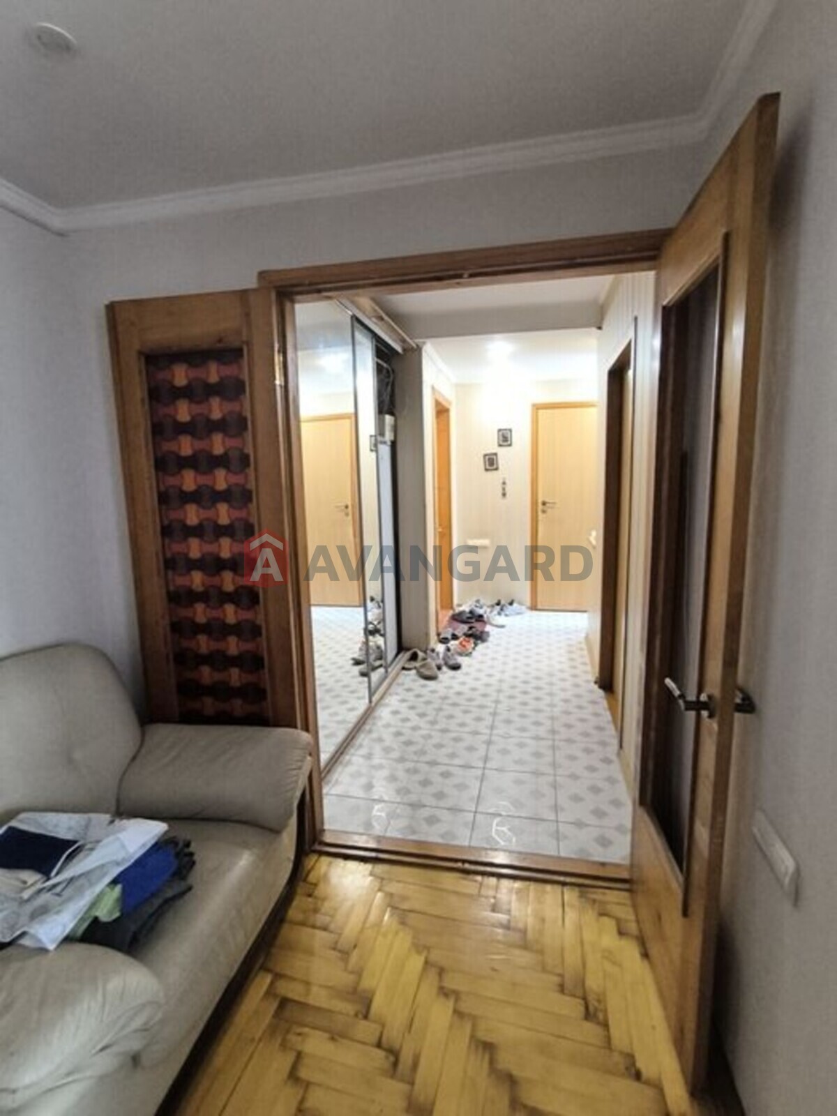 3 ��. ��������, 62/-/7 ��. �., 5/9 ������ ���� 10