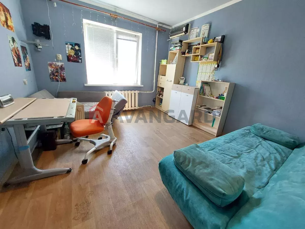 2 ��. ��������, 56/33/8 ��. �., 6/9 ������ ���� 2