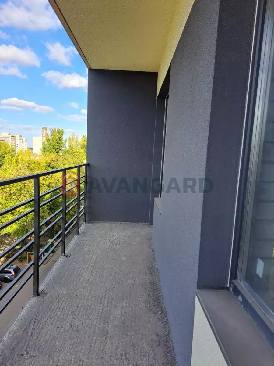 1 ��. ��������, 56/-/20 ��. �., 5/10 ������ ���� 14