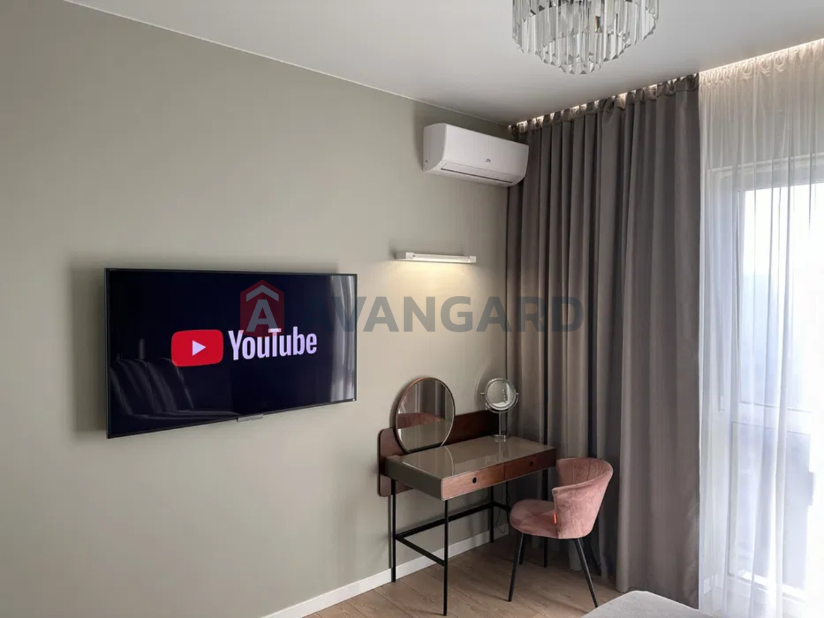 1 ��. ��������, 70/-/15 ��. �., 26/26 ������ ���� 14