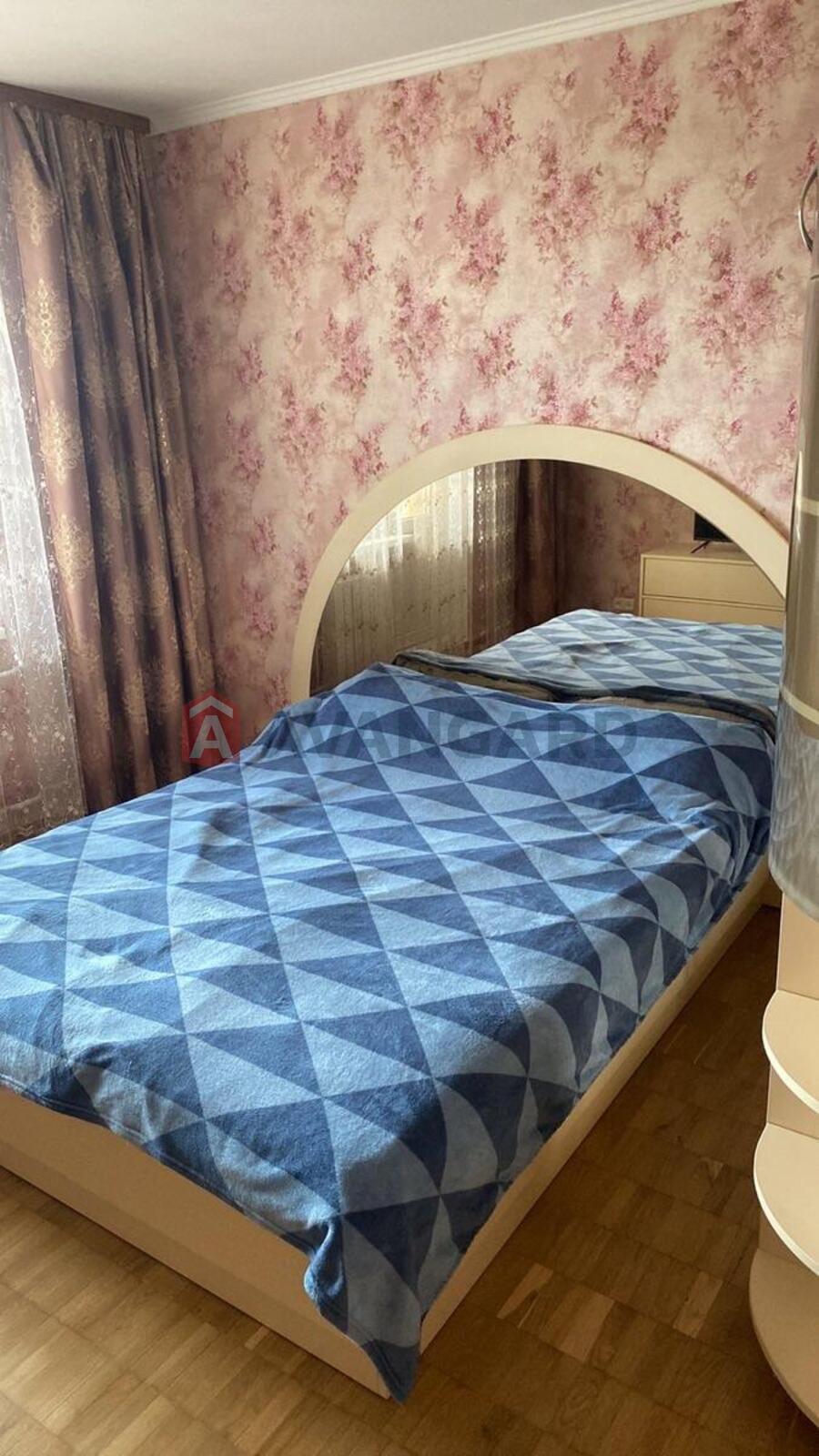 4 ��. ��������, 87,5/53/8,5 ��. �., 10/16 ������ ���� 5