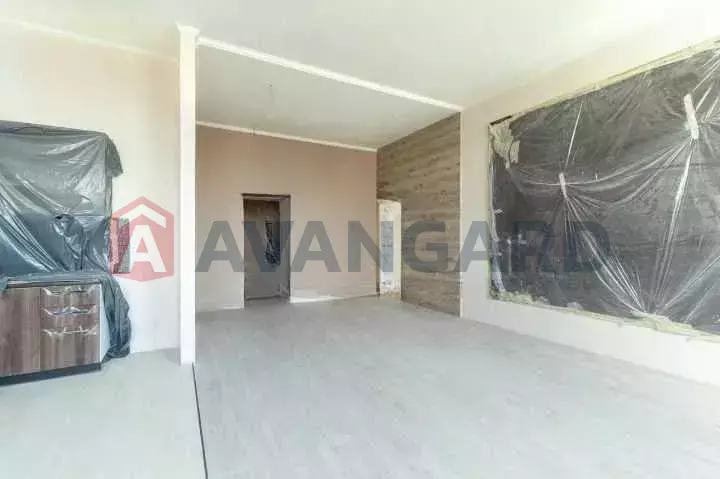 3 ��. ��������, 225/-/40 ��. �., 26/26 ������ ���� 4