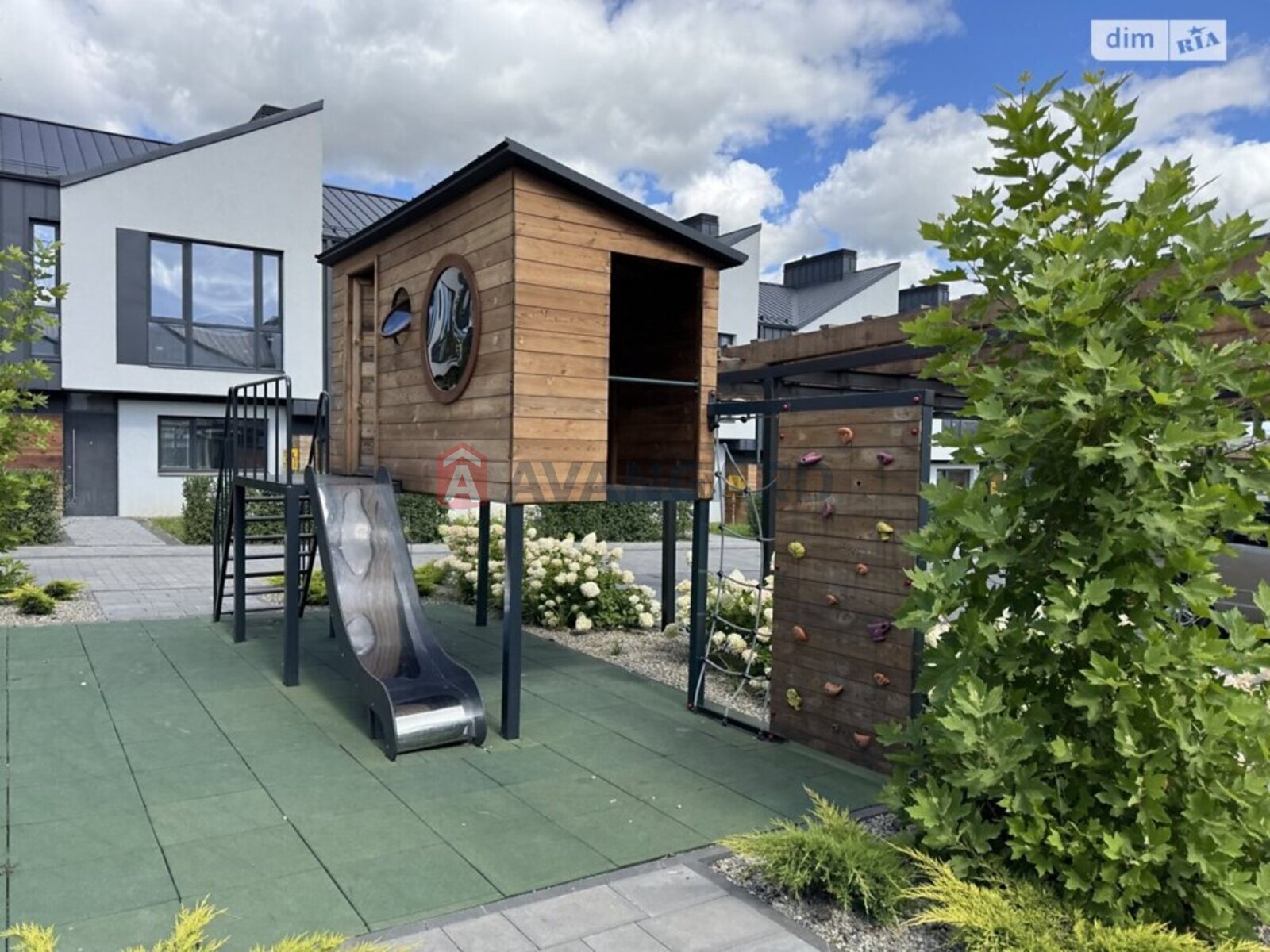 2 ��. ��������, 102/-/- ��. �., 1/3 ������ ���� 4