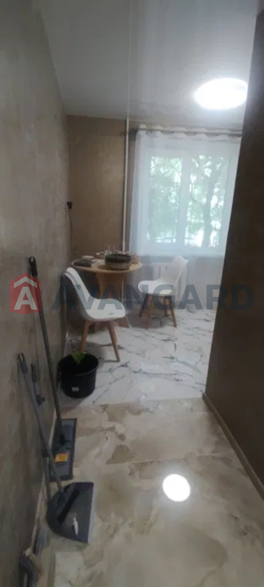 1 ��. ��������, 28,5/14,9/5,5 ��. �., 1/5 ������ ���� 6