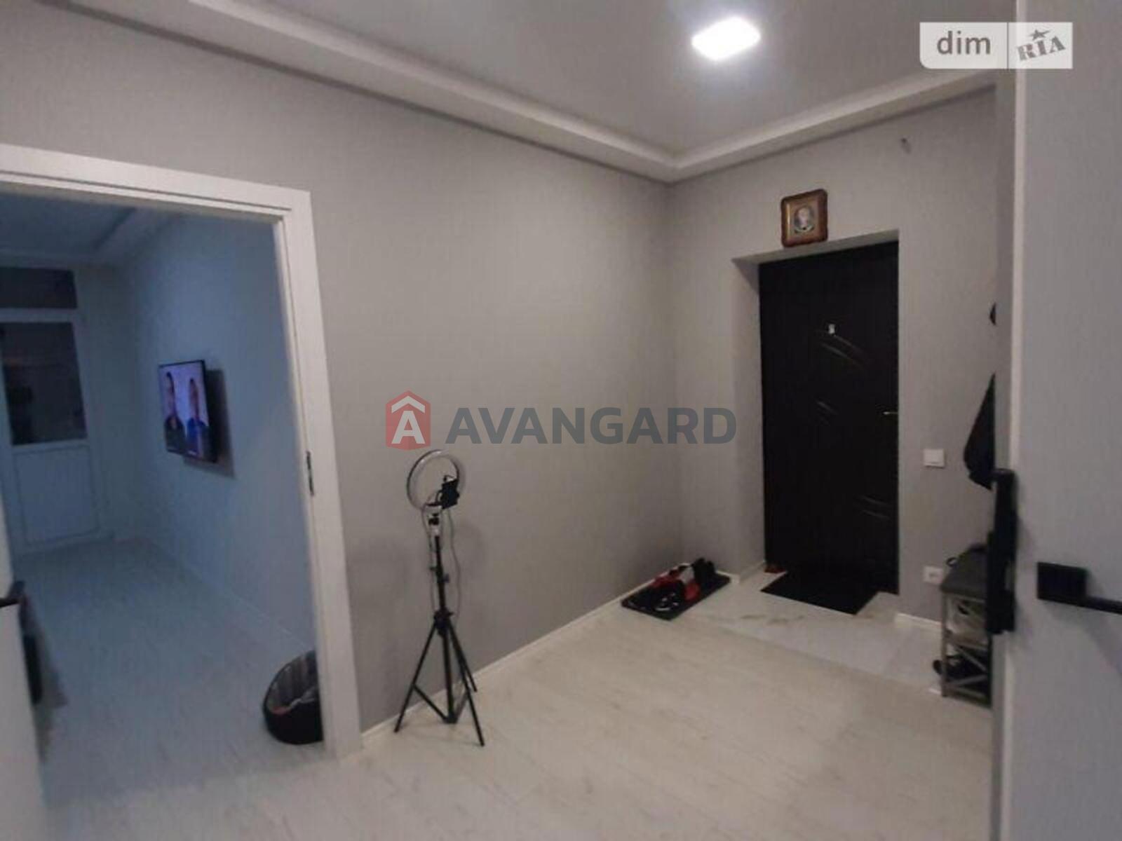 2 ��. ��������, 99/-/16 ��. �., 5/5 ������ ���� 26