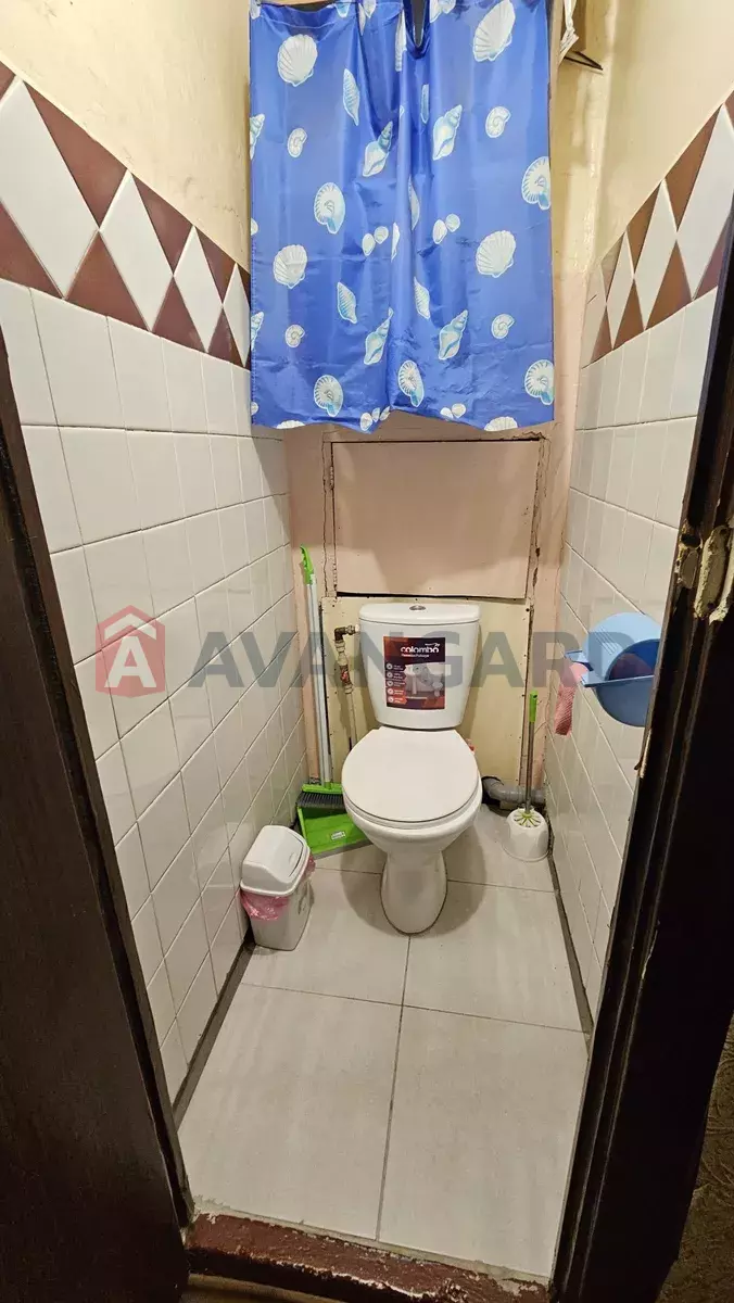 1 ��. ��������, 37/-/8 ��. �., 3/5 ������ ���� 13