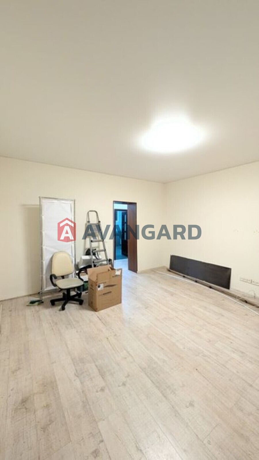 3 ��. ��������, 70/-/7 ��. �., 2/5 ������ ���� 3