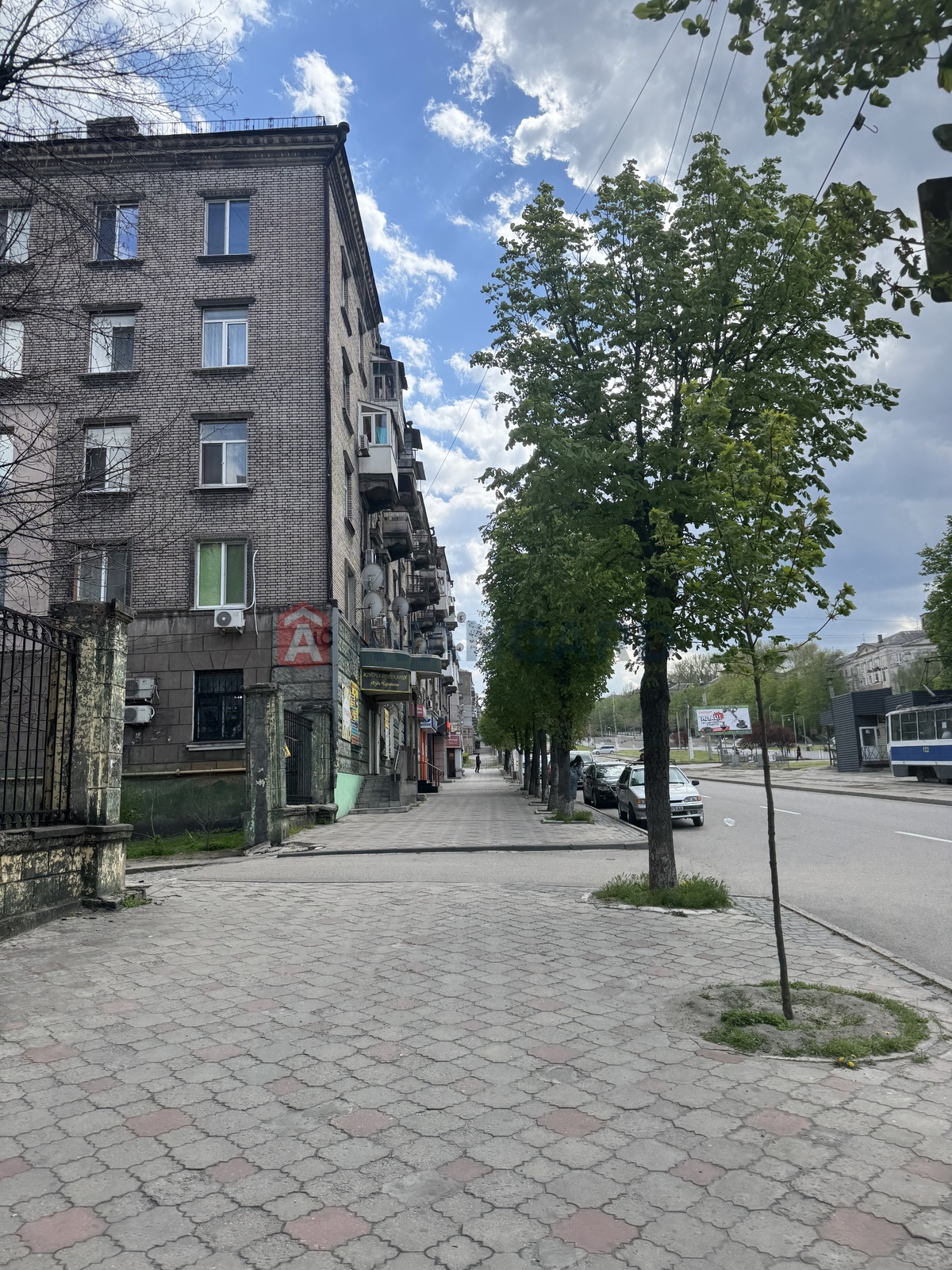 2 ��. ��������, 48,7/-/7,2 ��. �., 4/5 ������ ���� 12