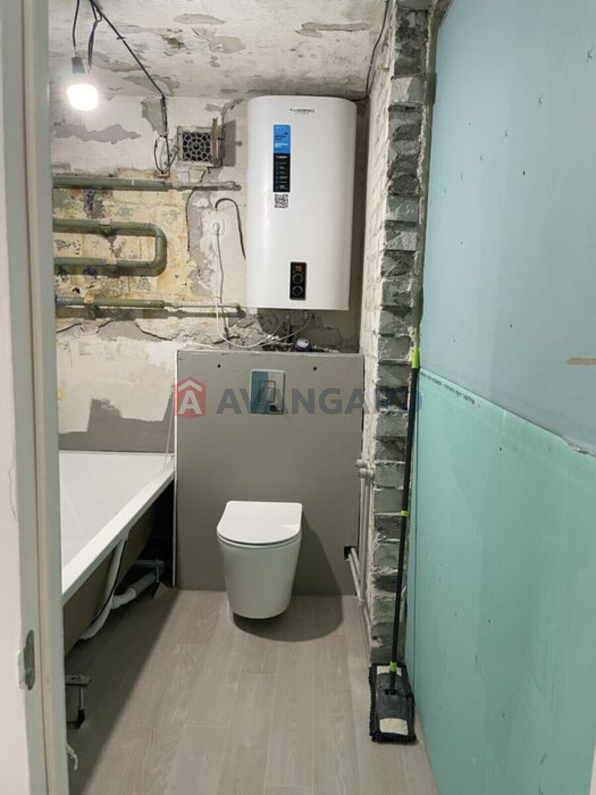 2 . , 42/-/12 . ., 4/4   17