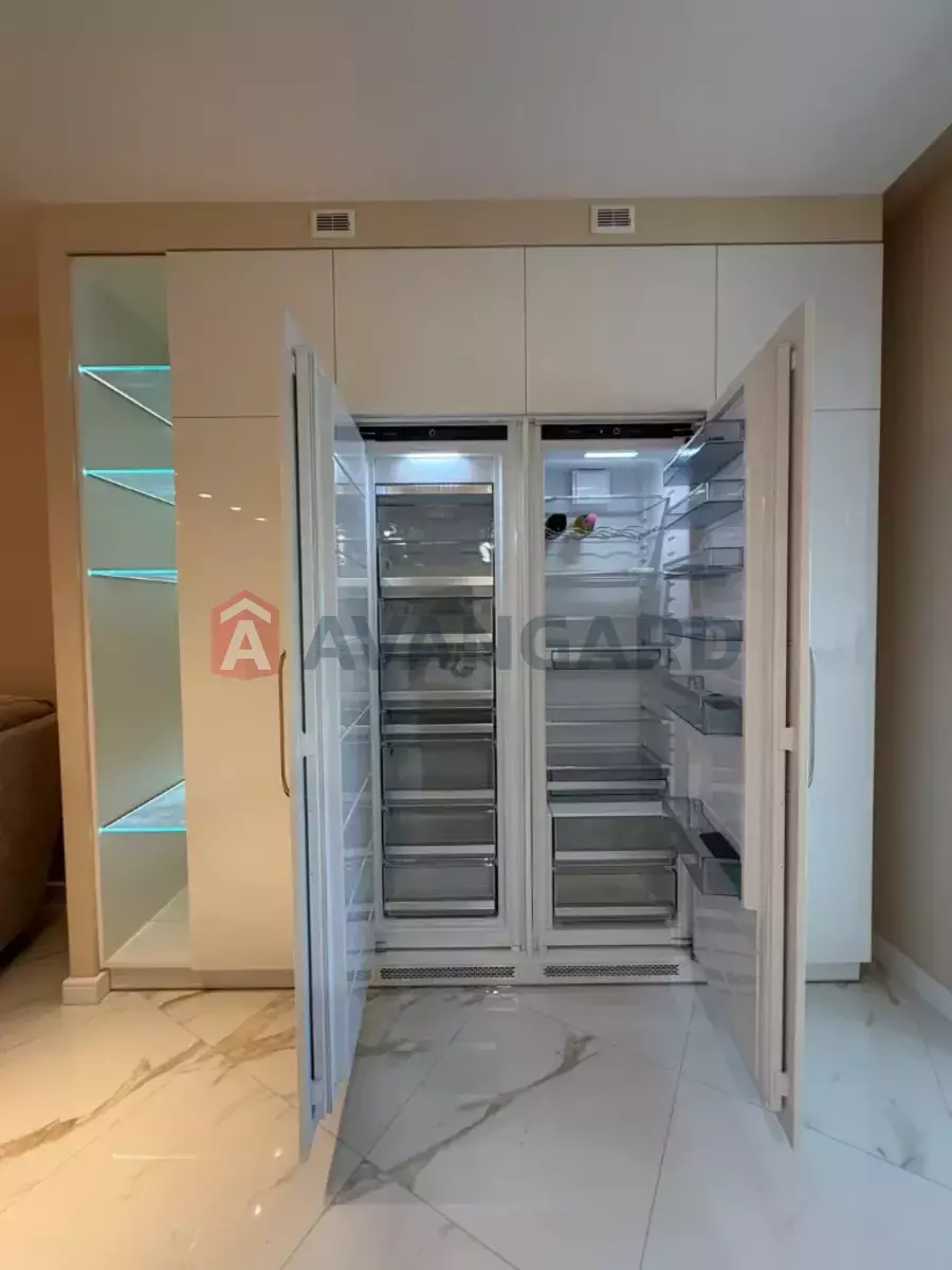 3 ��. ��������, 106/-/- ��. �., 10/18 ������ ���� 20