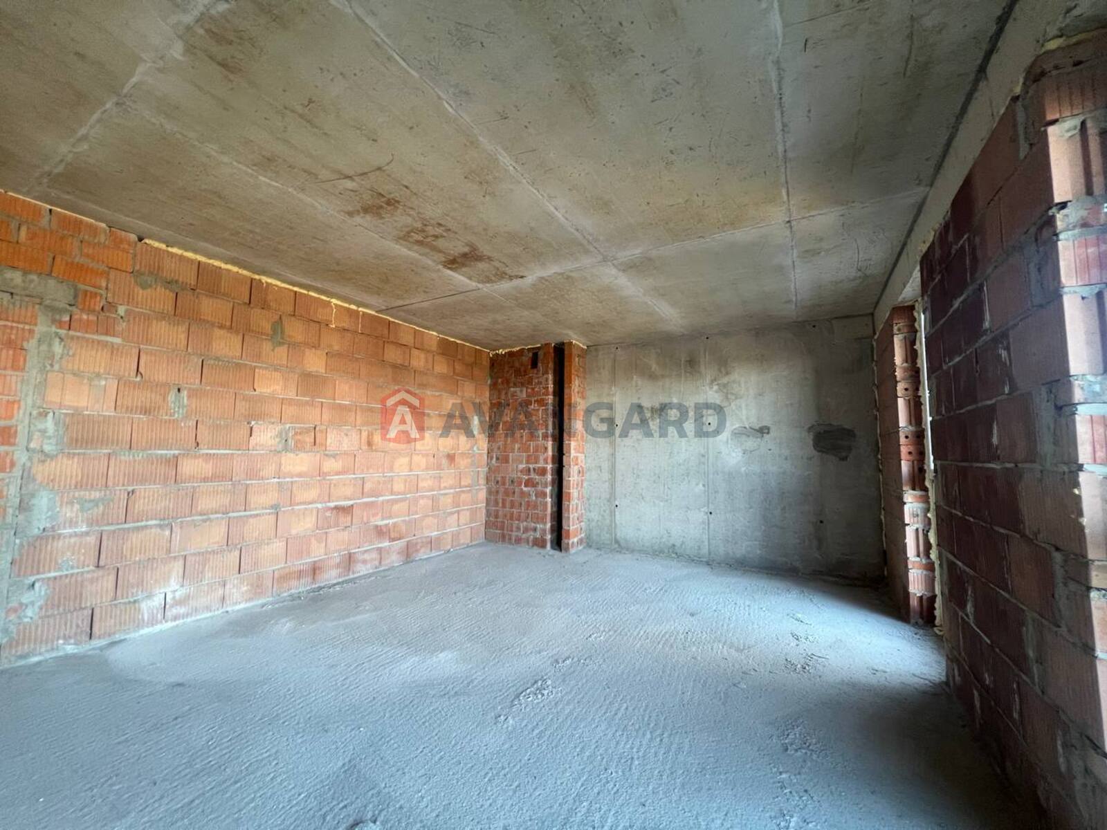 2 ��. ��������, 77.89/32/28 ��. �., 4/7 ������ ���� 8