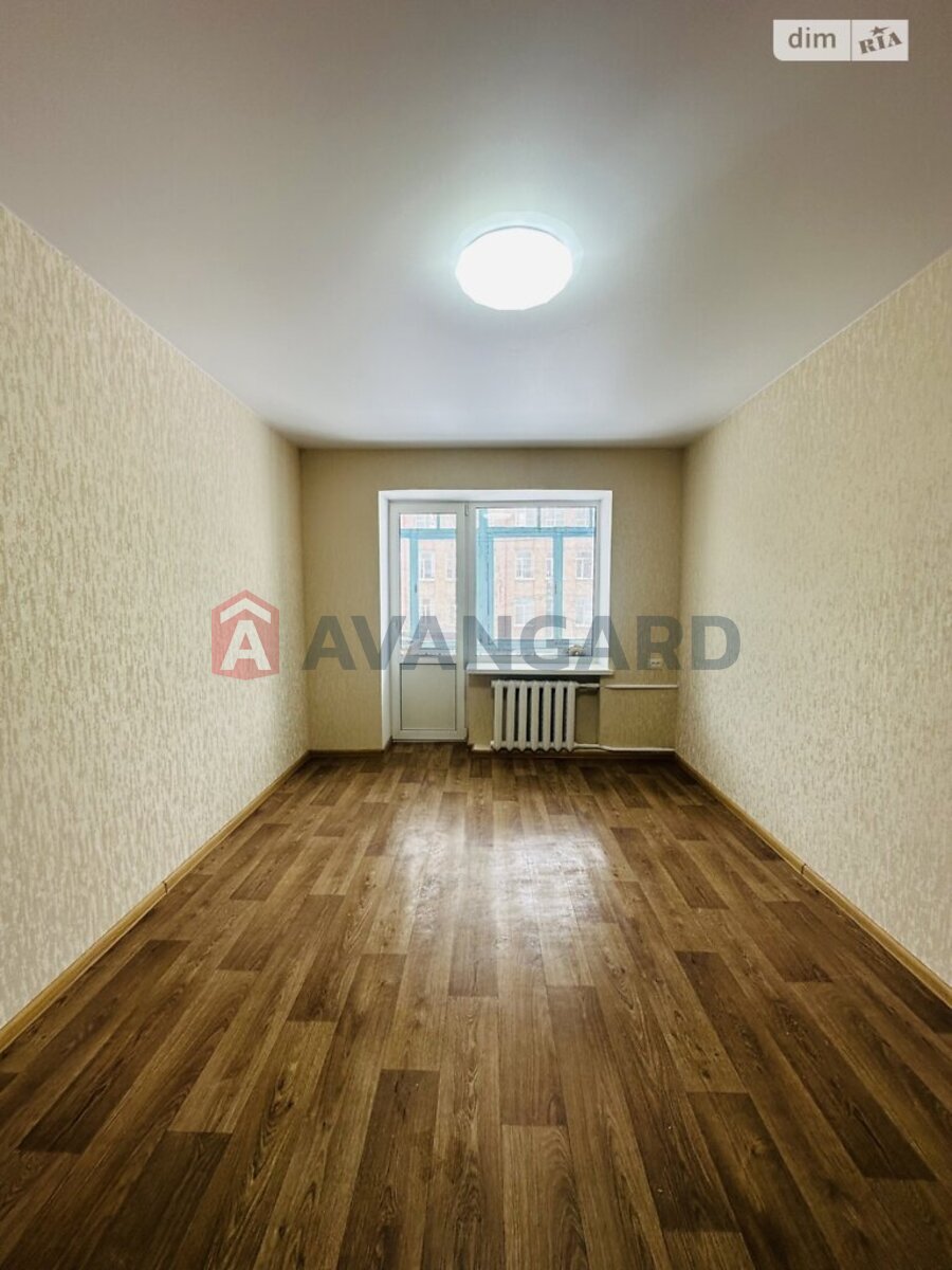 1 ��. ��������, 27/16/5 ��. �., 3/4 ������ ���� 10