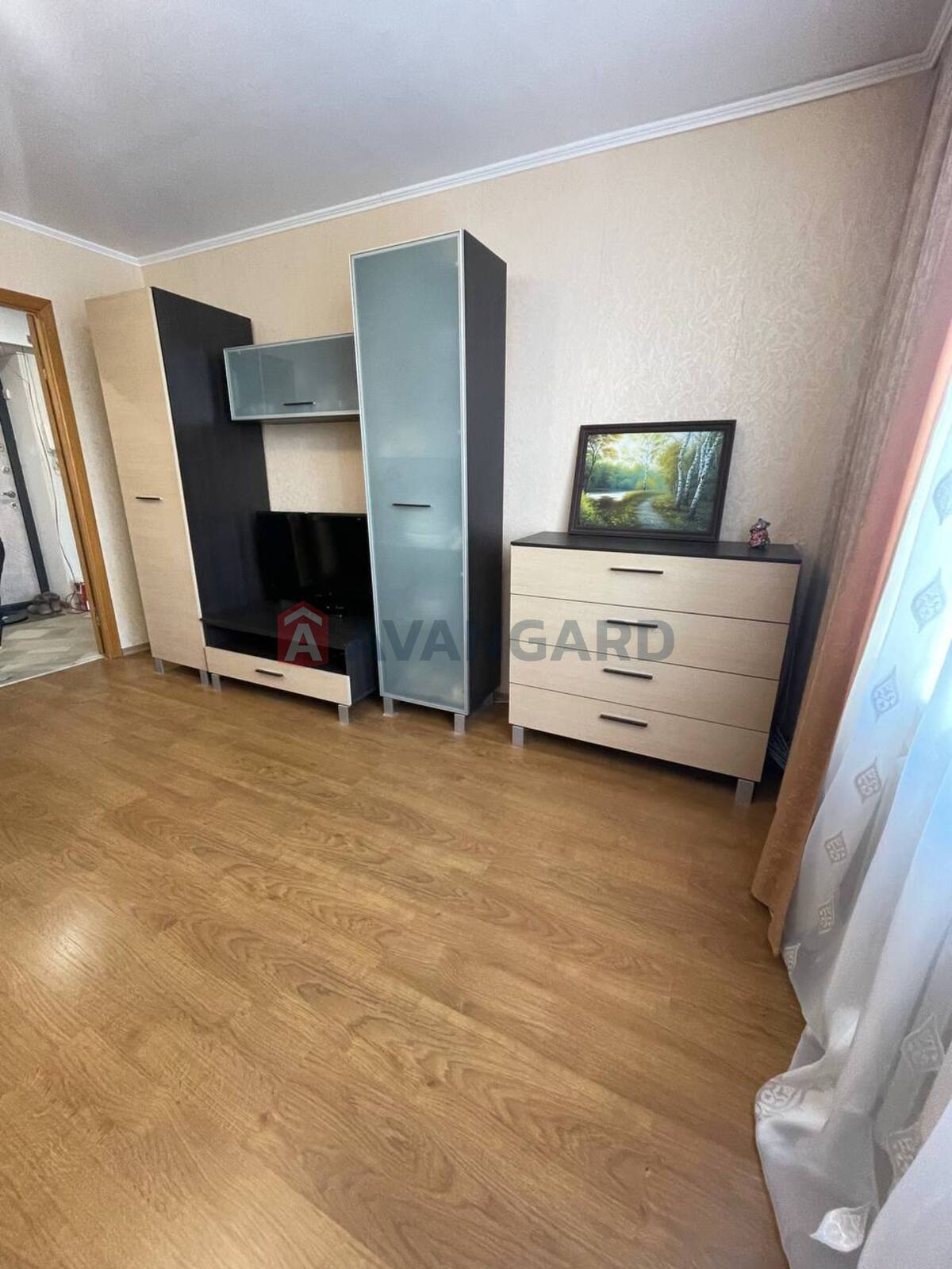 2 ����. ��������, 49/-/8 ��. �., 9/10 ���� ���� 11