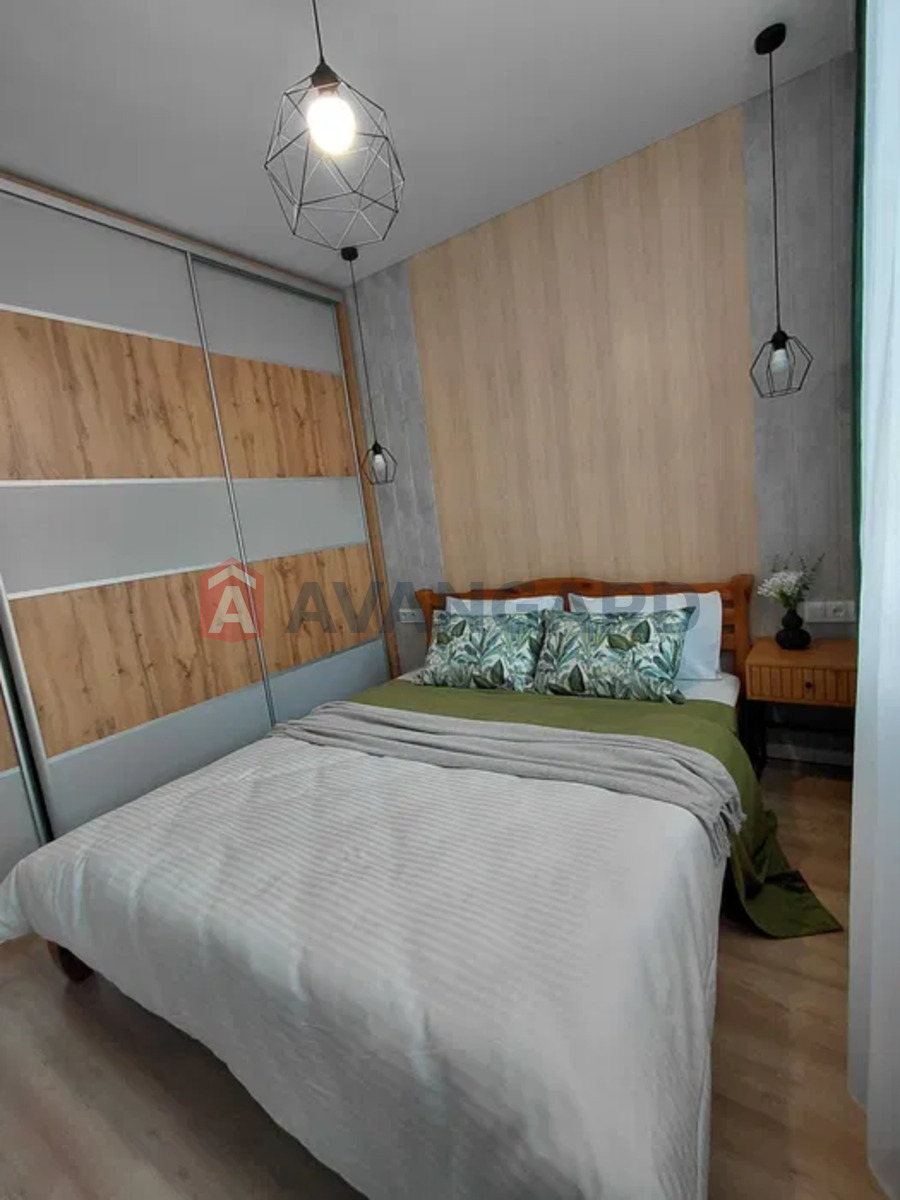 1 ��. ��������, 34/-/15 ��. �., 14/25 ������ ���� 7