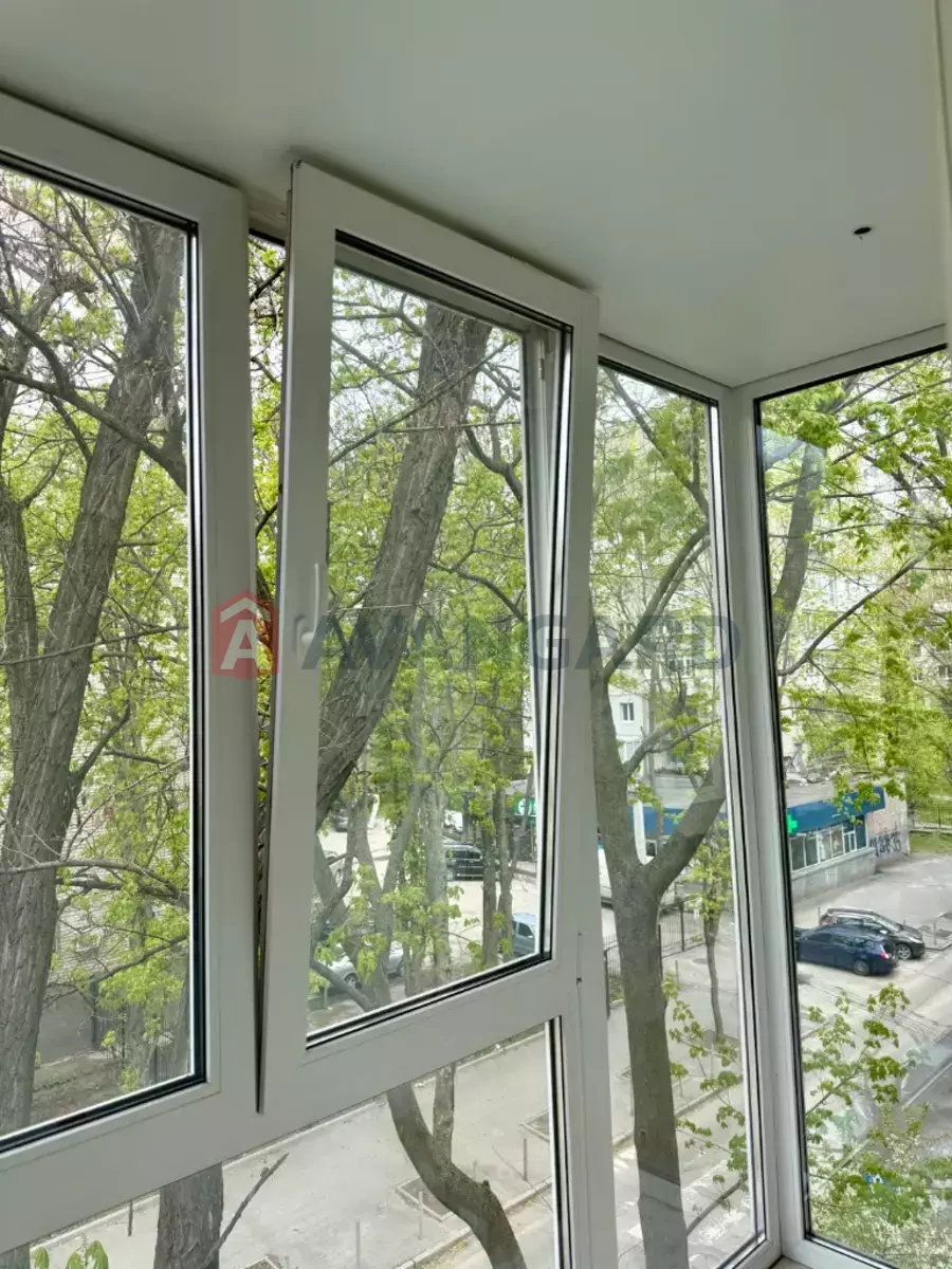 1 ����. ��������, 40/-/25 ��. �., 4/4 ���� ���� 9