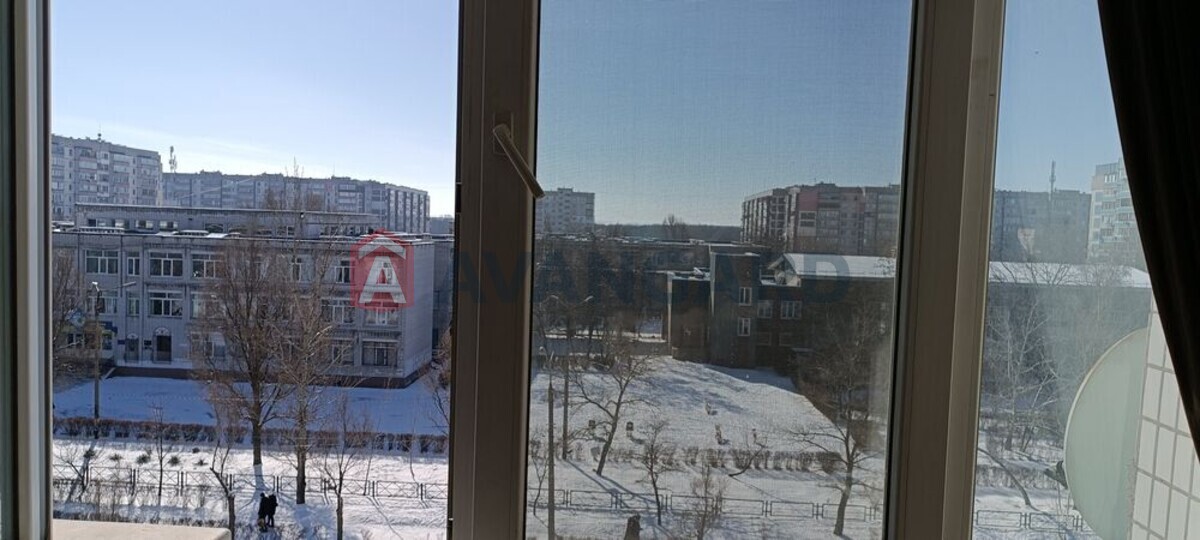 3 ����. ��������, 74/-/9 ��. �., 5/10 ���� ���� 10