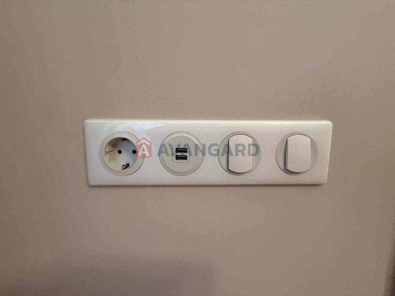 4 ��. ��������, 148/-/20 ��. �., 18/21 ������ ���� 12