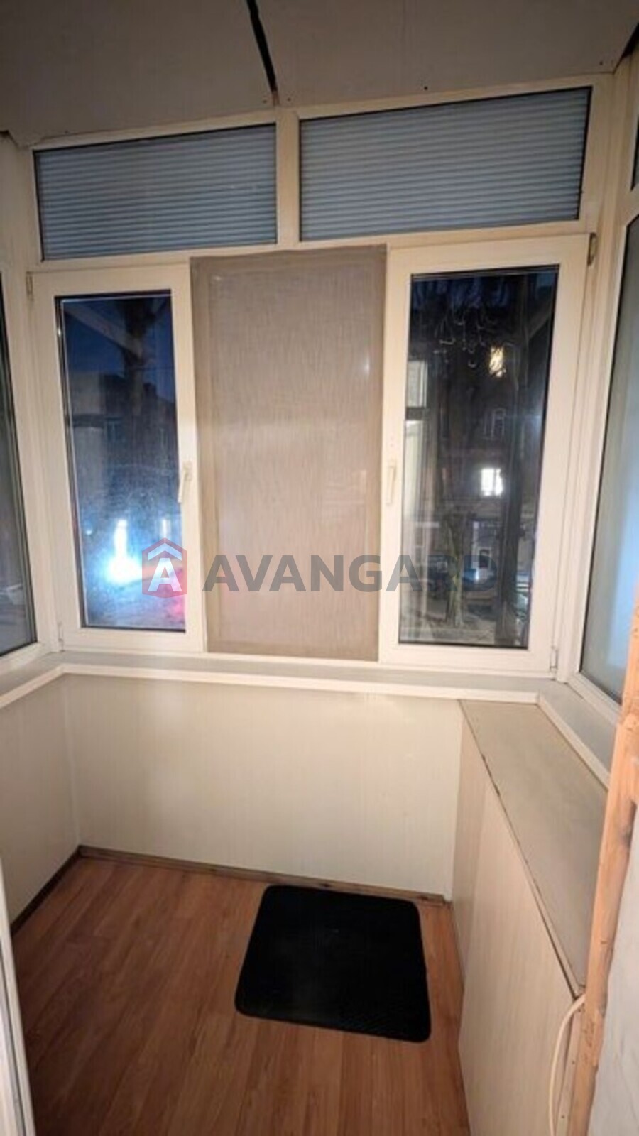 3 ��. ��������, 70/-/7 ��. �., 2/5 ������ ���� 13