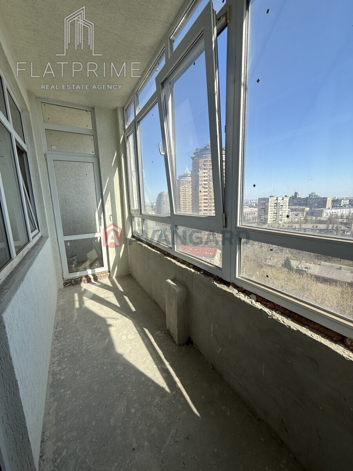 1 ��. ��������, 63/24/13 ��. �., 13/27 ������ ���� 2