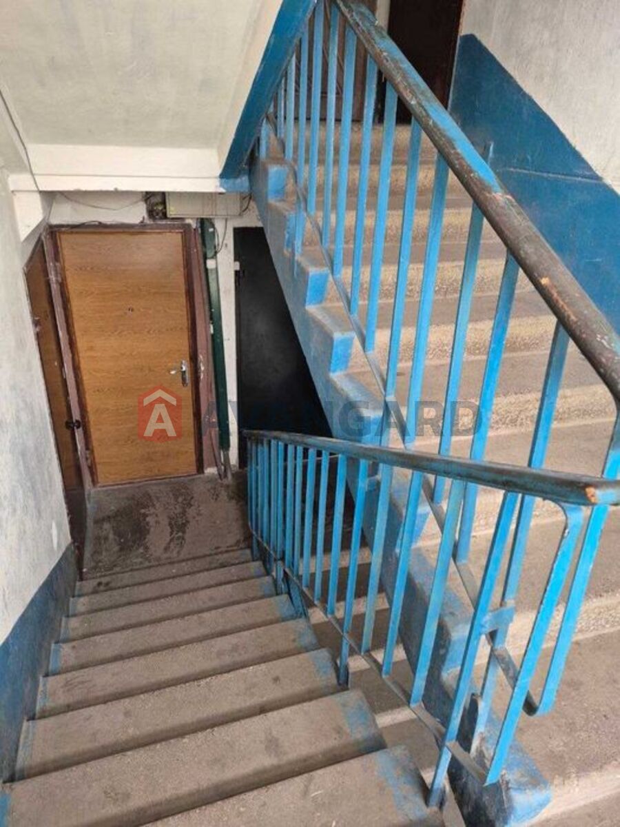 2 ��. ��������, 44/-/7 ��. �., 4/5 ������ ���� 12