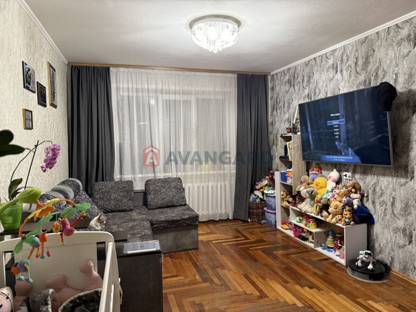 3 ��. ��������, 62/-/9 ��. �., 9/9 ������ ���� 12