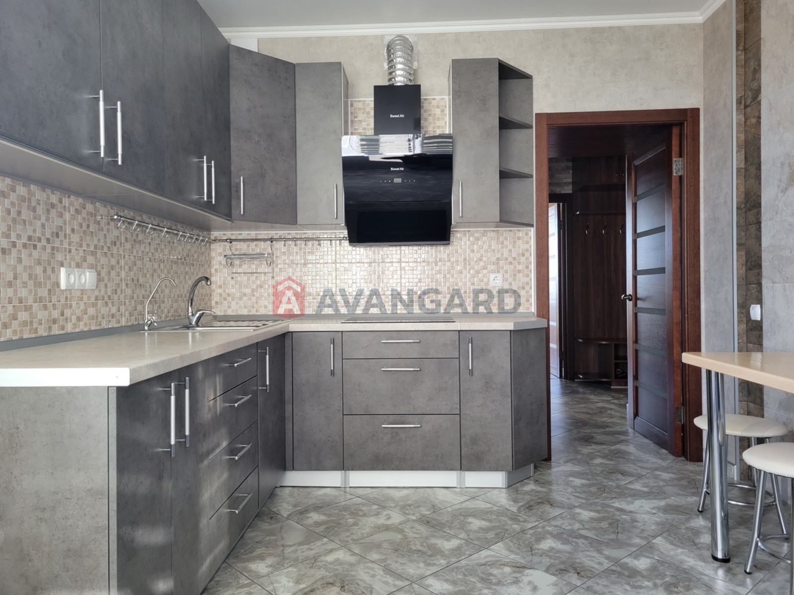 1 ����. ��������, 41/16/13 ��. �., 8/24 ���� ���� 8