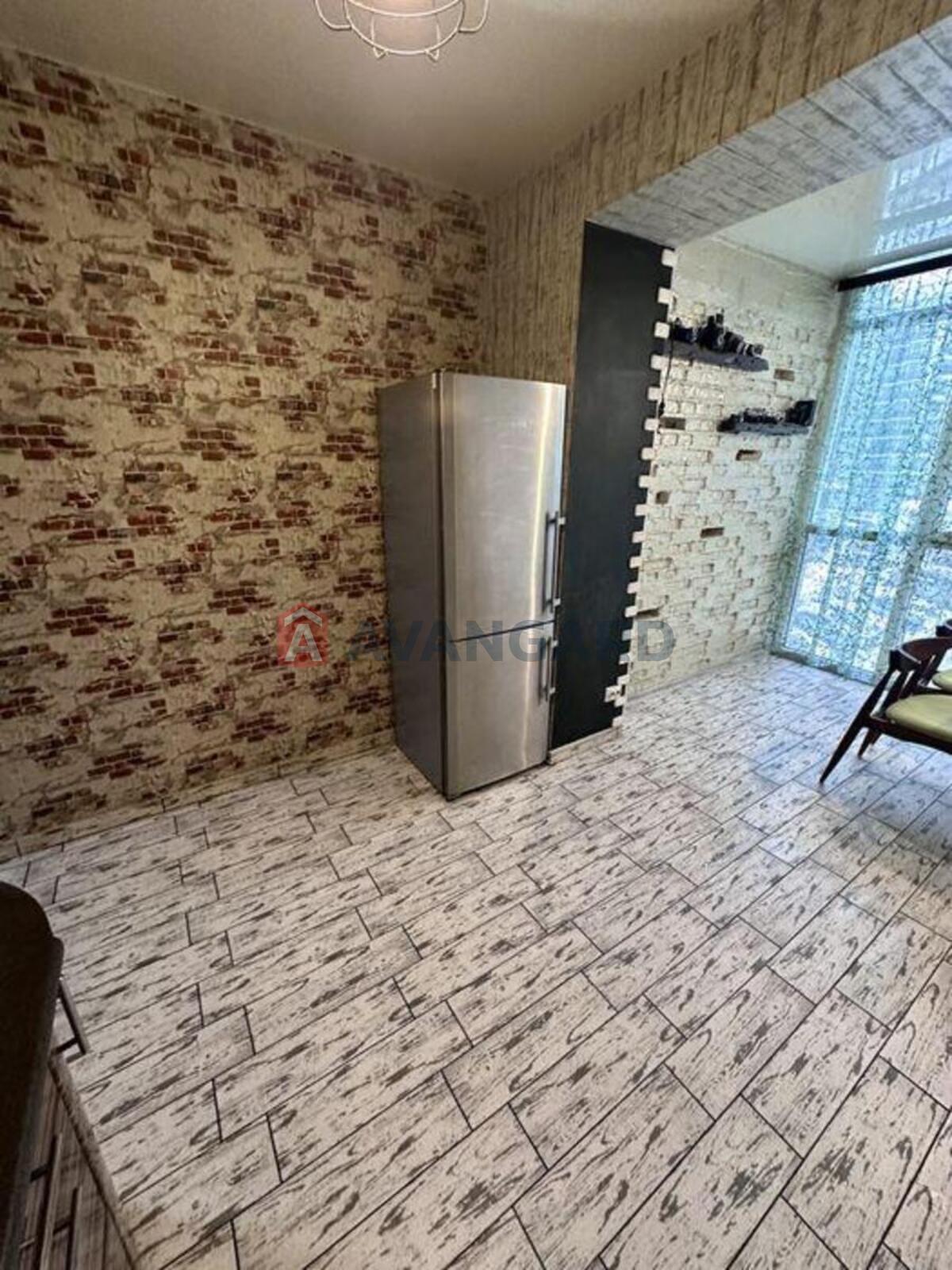 1 ��. ��������, 44/-/20 ��. �., 3/11 ������ ���� 9