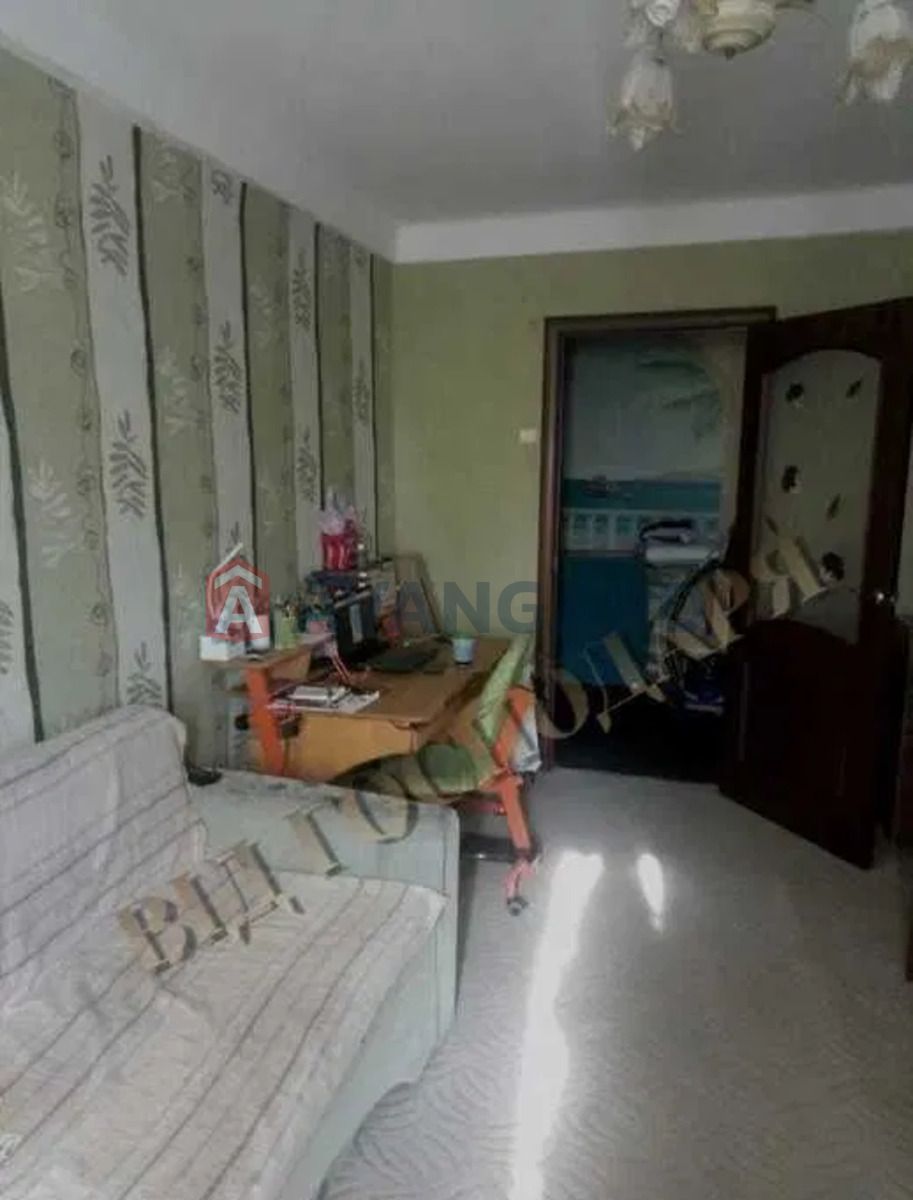 1 ��. ��������, 46/-/7 ��. �., 4/5 ������ ���� 12