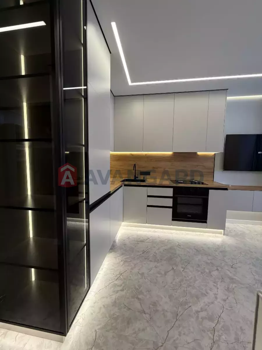 1 ����. ��������, 44/17/18 ��. �., 6/10 ���� ���� 2