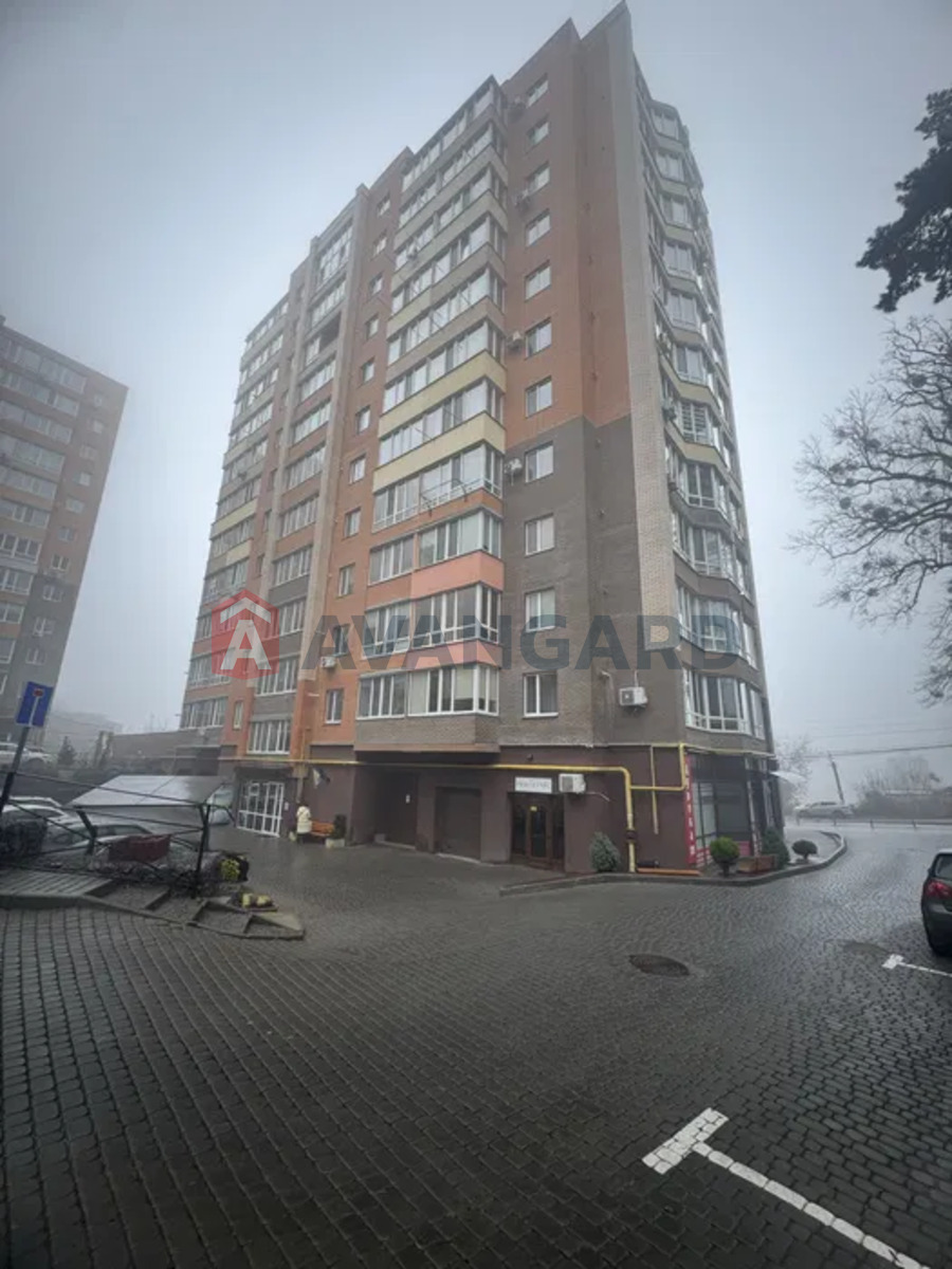 1 ����. ��������, 48/-/13 ��. �., 12/12 ���� ���� 17