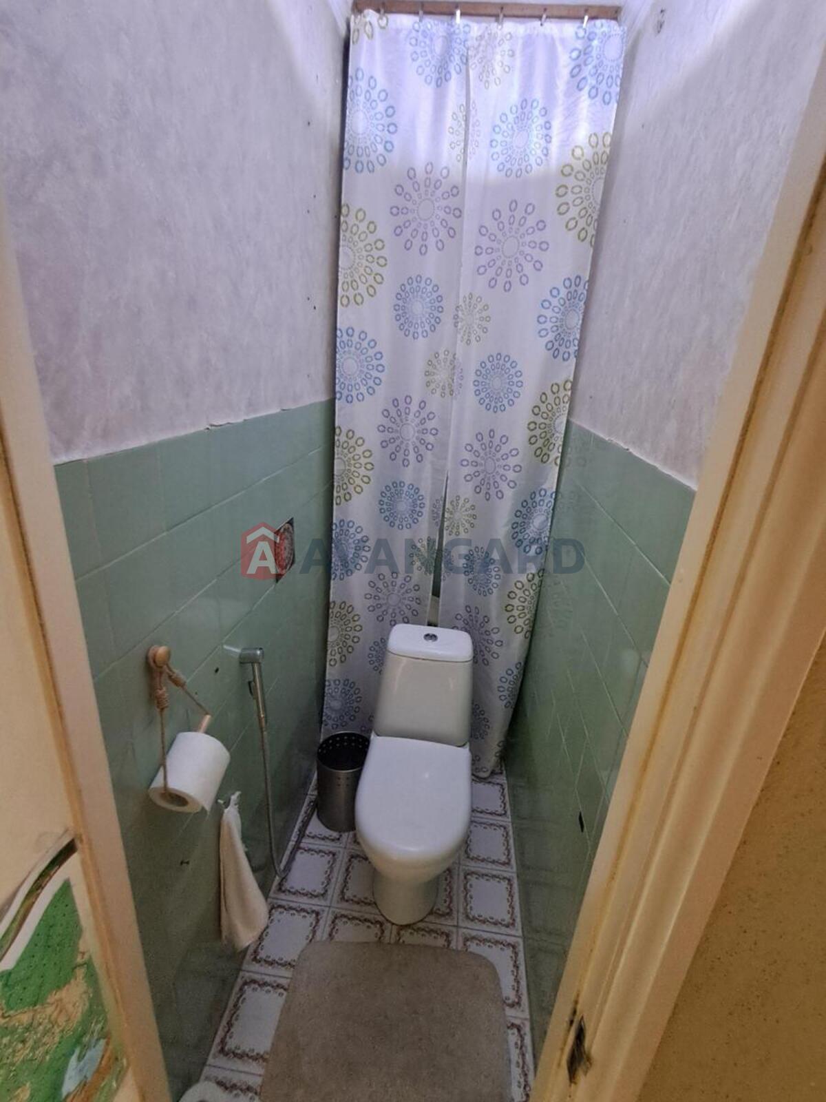 3 ����. ��������, 75/-/8 ��. �., 3/10 ���� ���� 16