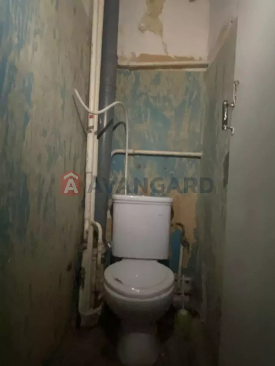 2 . , 44/-/7 . ., 8/10   5