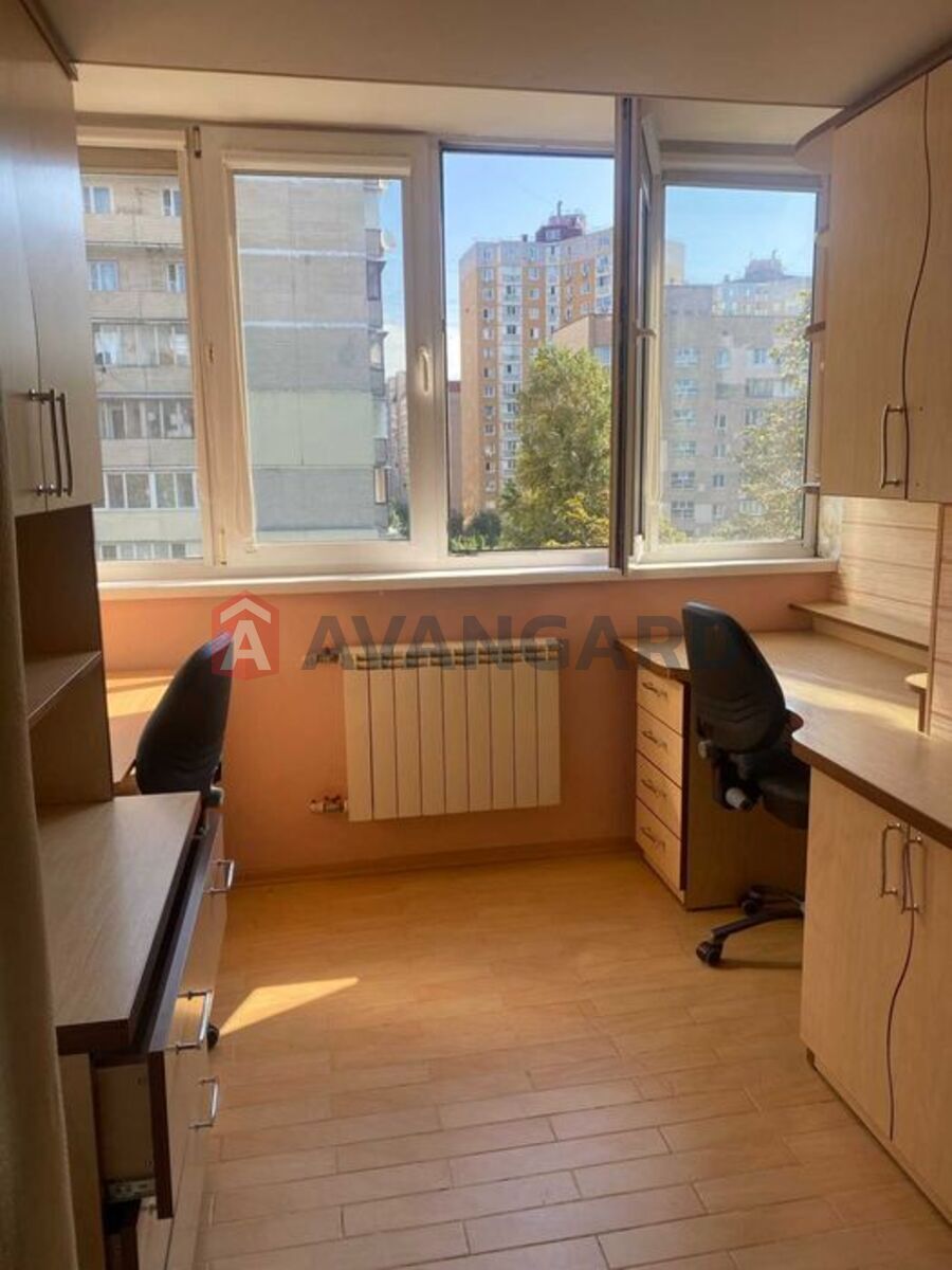 1 ��. ��������, 59/-/13 ��. �., 5/5 ������ ���� 14