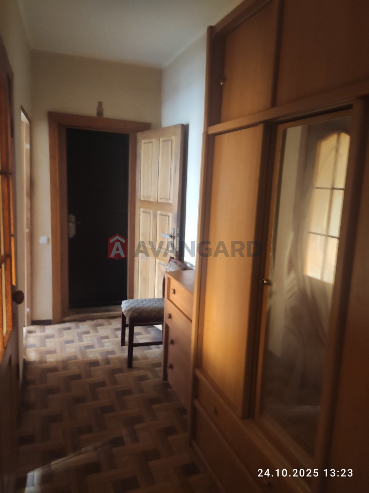 3 комн. квартира, 63/-/8 кв. м., 2/9 этаж фото 10 3 комн. квартира, 63/-/8 кв. м., 2/9 этаж фото 10