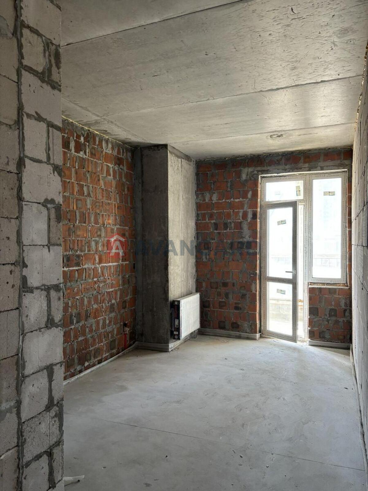 1 ��. ��������, 43/16/11 ��. �., 8/25 ������ ���� 12