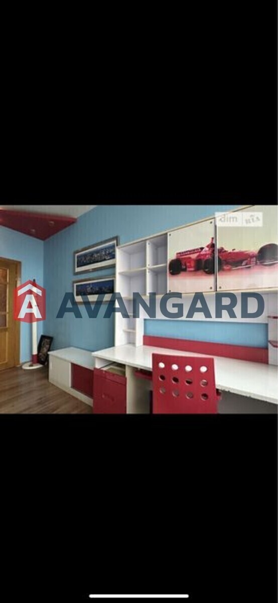 3 ��. ��������, 109/-/14 ��. �., 6/8 ������ ���� 9