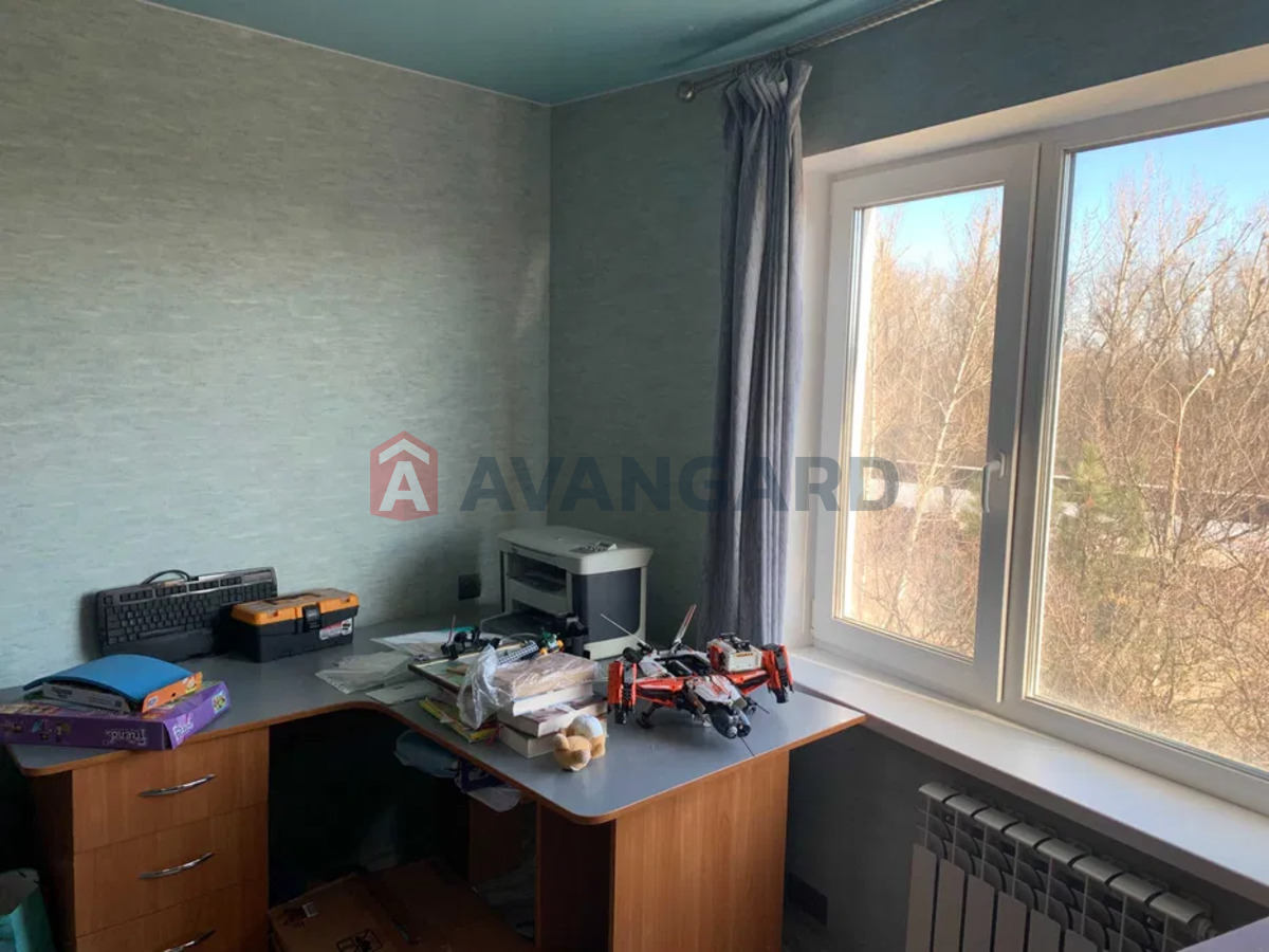 4 ��. ��������, 80/-/9 ��. �., 3/9 ������ ���� 16