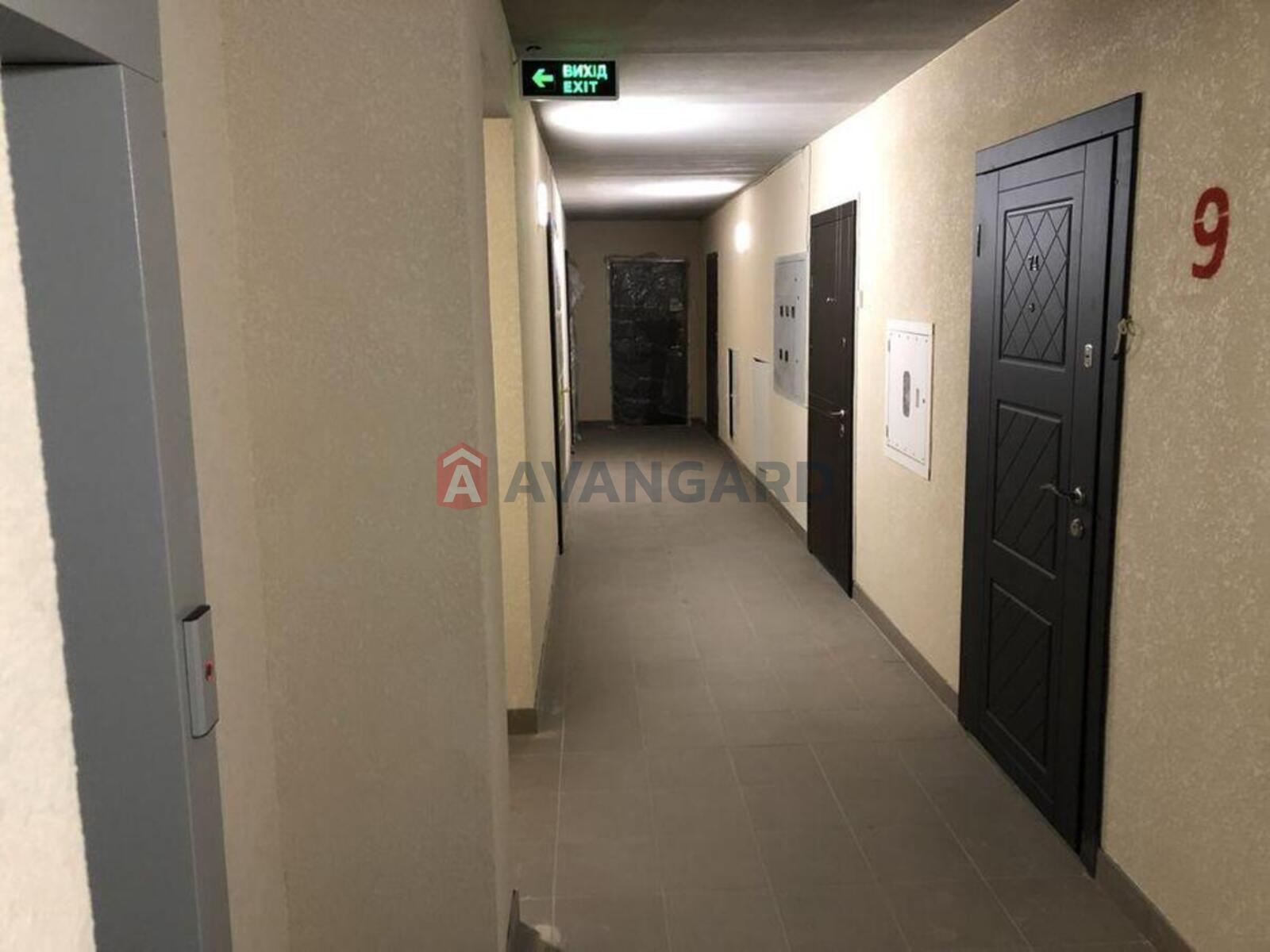 1 ��. ��������, 29/-/5 ��. �., 9/16 ������ ���� 3